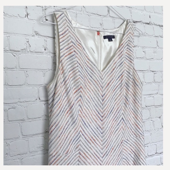 TOMMY HILFIGER | BIAS STRIPE V-NECK A-LINE DRESS - Picture 3 of 8
